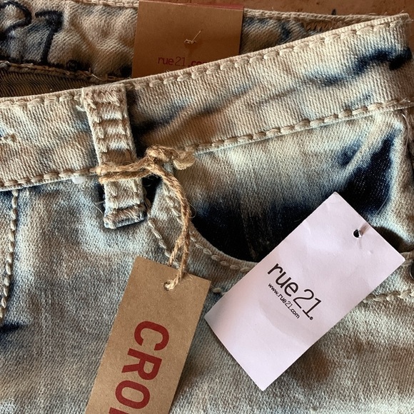 New Rue21 womens light wash distressed jeans juniors size 5/6 beachy coastal - Picture 8 of 15